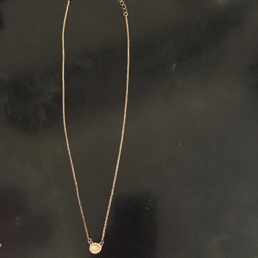 Women’s necklace